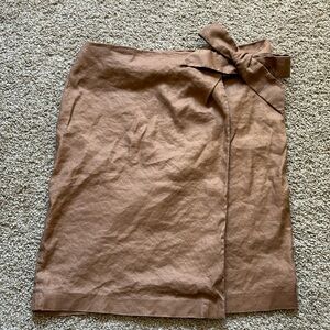 White House Black Market brown wrap tie skirt - size 10